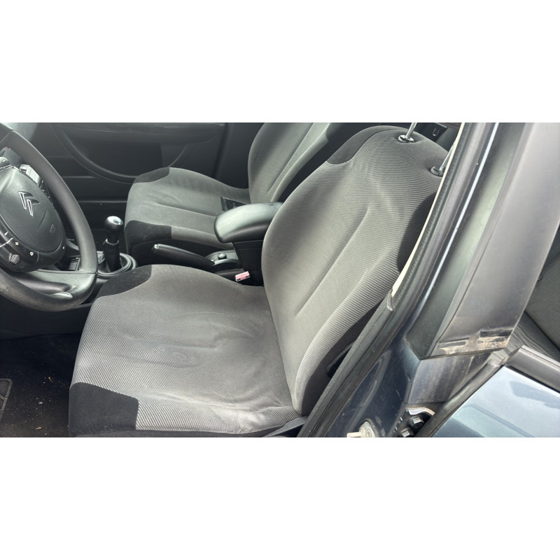 Anti brouillard arriere gauche CITROEN C4 1 Photo n°17