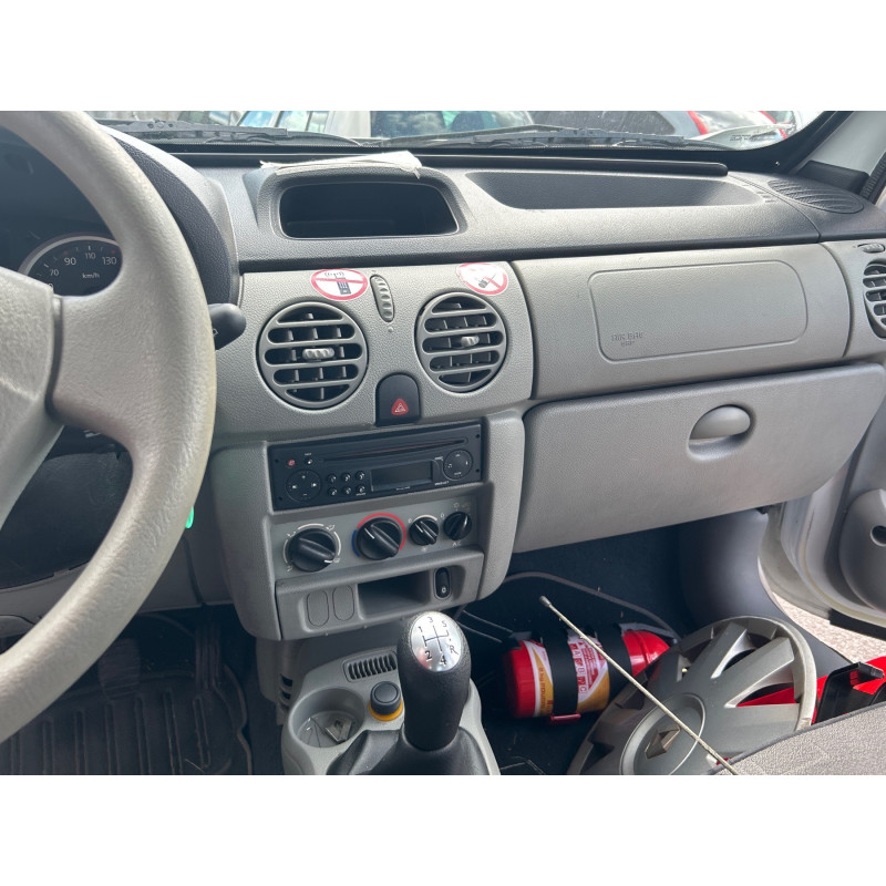 Vitre avant gauche RENAULT KANGOO 1 Photo n°9