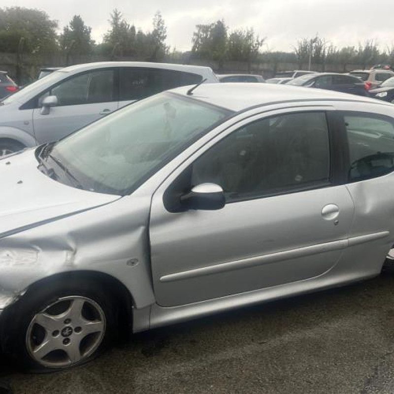 Pretensionneur de ceinture avant droit PEUGEOT 206 Photo n°5