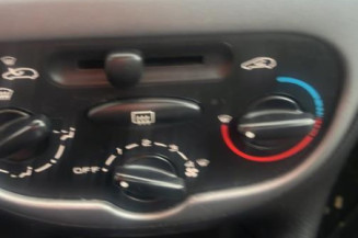 Pretensionneur de ceinture avant droit PEUGEOT 206