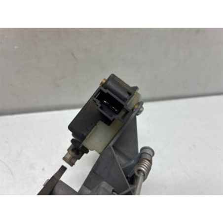 Bouton de coffre VOLKSWAGEN POLO 4