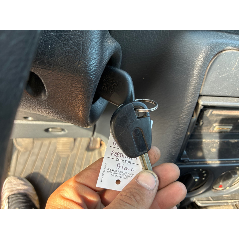PEUGEOT PARTNER 1 PHASE 1 1.9D - 8V Photo n°17