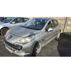 PEUGEOT 207 PHASE 1 1.4i - 16V Photo n°1
