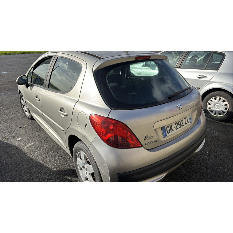 PEUGEOT 207 PHASE 1 1.4i - 16V Photo n°4
