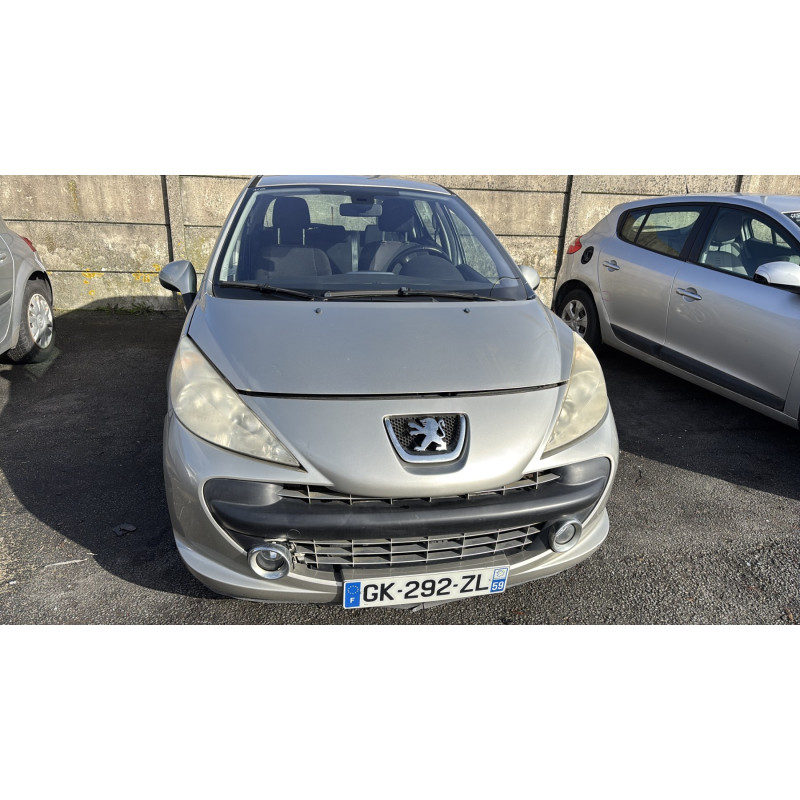 PEUGEOT 207 PHASE 1 1.4i - 16V Photo n°7