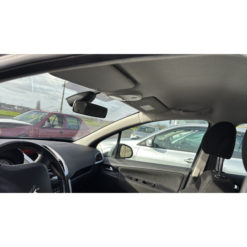 PEUGEOT 207 PHASE 1 1.4i - 16V Photo n°13