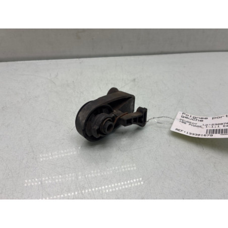 Poignee porte avant gauche PEUGEOT 106