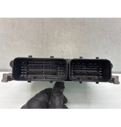 Calculateur moteur PEUGEOT 208 1 Photo n°1