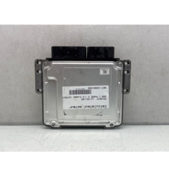 Calculateur moteur PEUGEOT 208 1