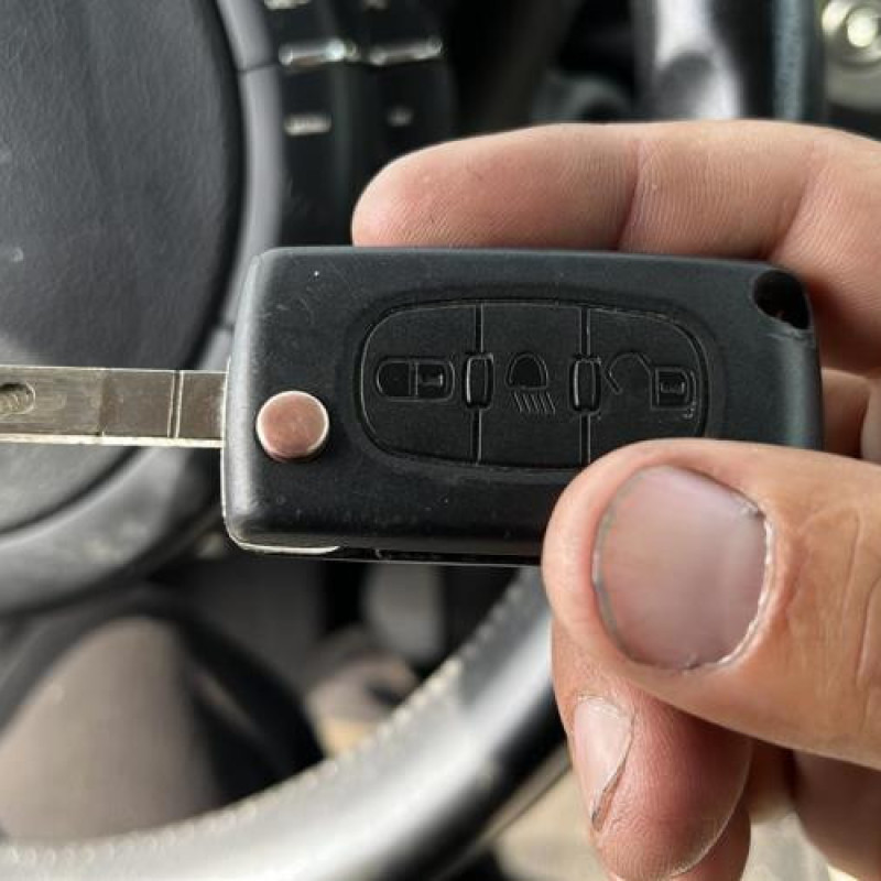 Serrure avant droit CITROEN C4 1 Photo n°4