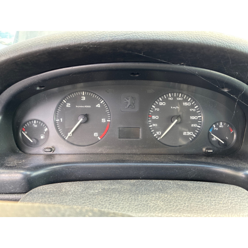 Porte avant gauche PEUGEOT 406 Photo n°20
