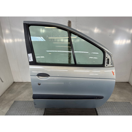 Porte avant droit RENAULT SCENIC 1 Photo n°1