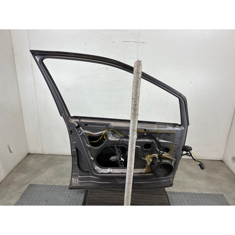 Porte avant gauche MERCEDES CLASSE A 168 Photo n°1