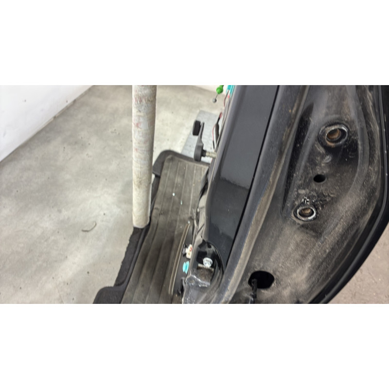 Porte arriere gauche TOYOTA YARIS 2 Photo n°4
