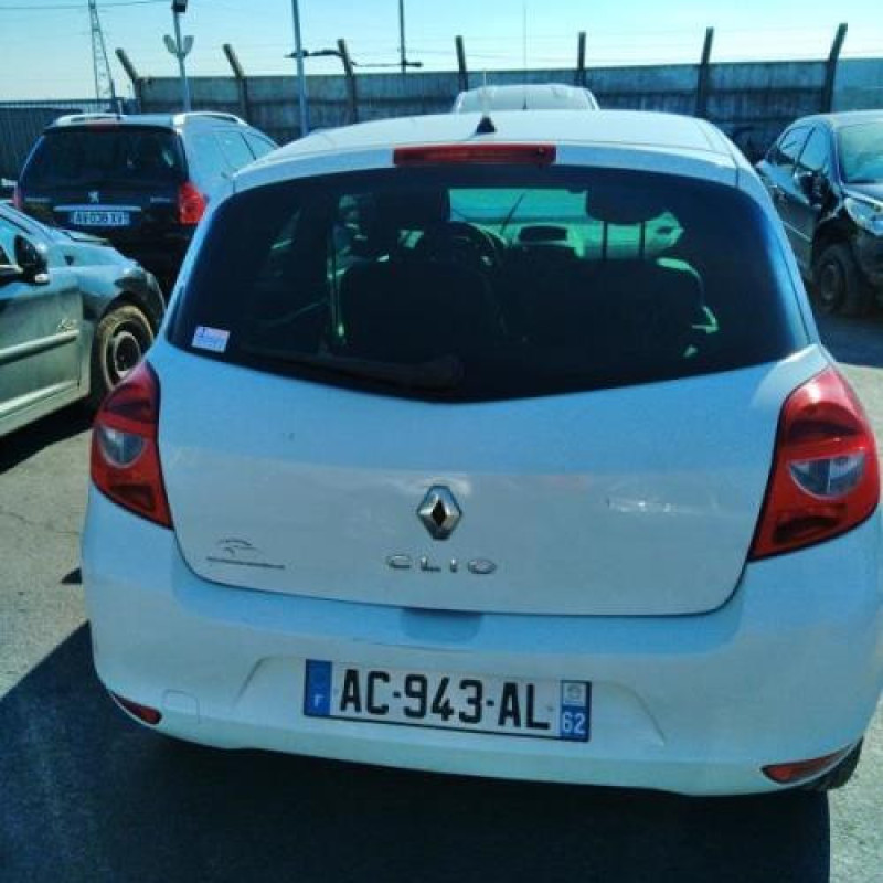 Pretensionneur de ceinture avant droit RENAULT CLIO 3 Photo n°6