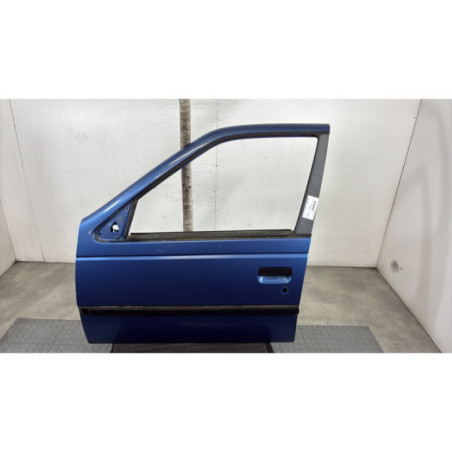 Porte avant gauche PEUGEOT 405 Photo n°1