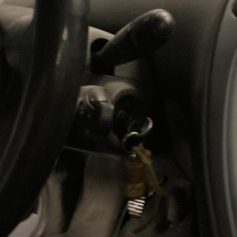 Pretensionneur de ceinture avant droit CITROEN XSARA PICASSO Photo n°12