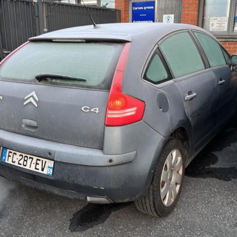 Pretensionneur de ceinture avant droit CITROEN C4 1 Photo n°9