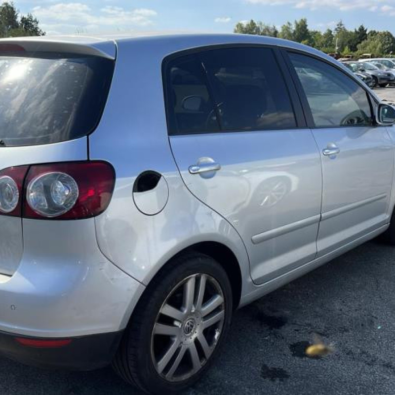 Moteur essuie glace avant droit VOLKSWAGEN GOLF PLUS Photo n°9