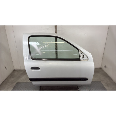 Porte avant droit RENAULT CLIO 2 Photo n°1