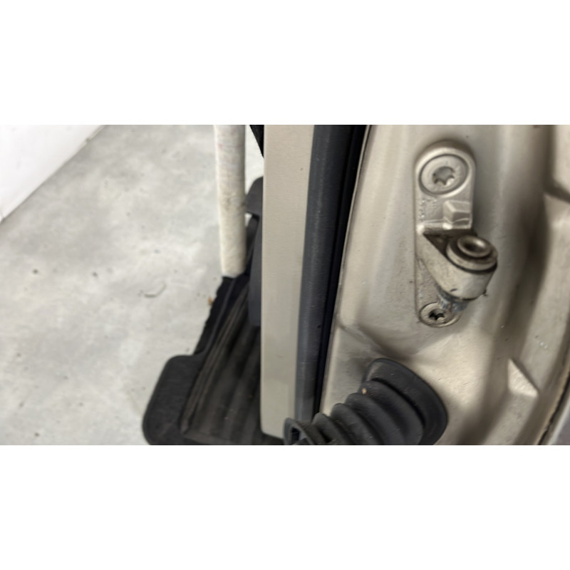 Porte avant gauche MERCEDES CLASSE A 169 Photo n°5