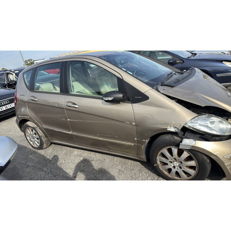 Porte avant gauche MERCEDES CLASSE A 169 Photo n°15