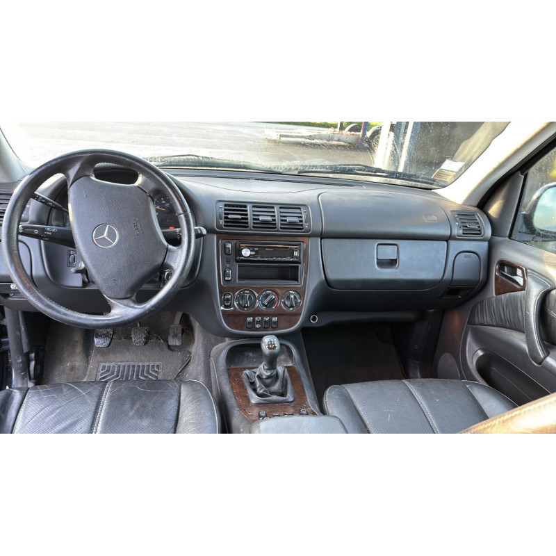 Porte arriere droit MERCEDES CLASSE M 163 Photo n°12