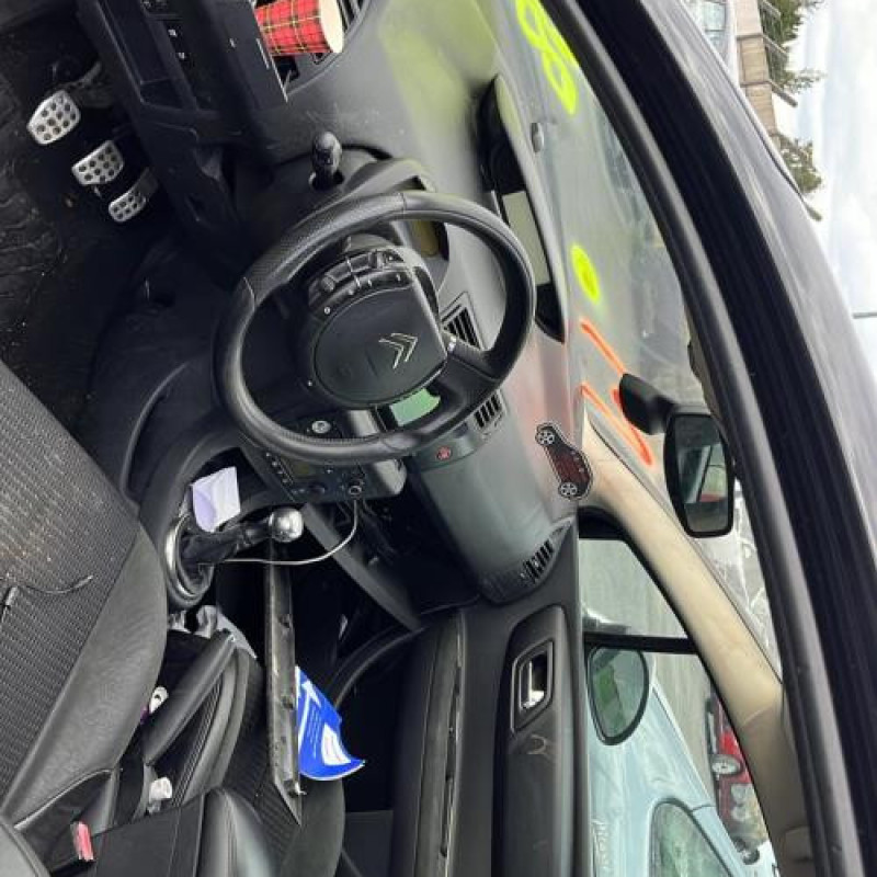 Feu arriere principal droit (feux) CITROEN C4 1 Photo n°9