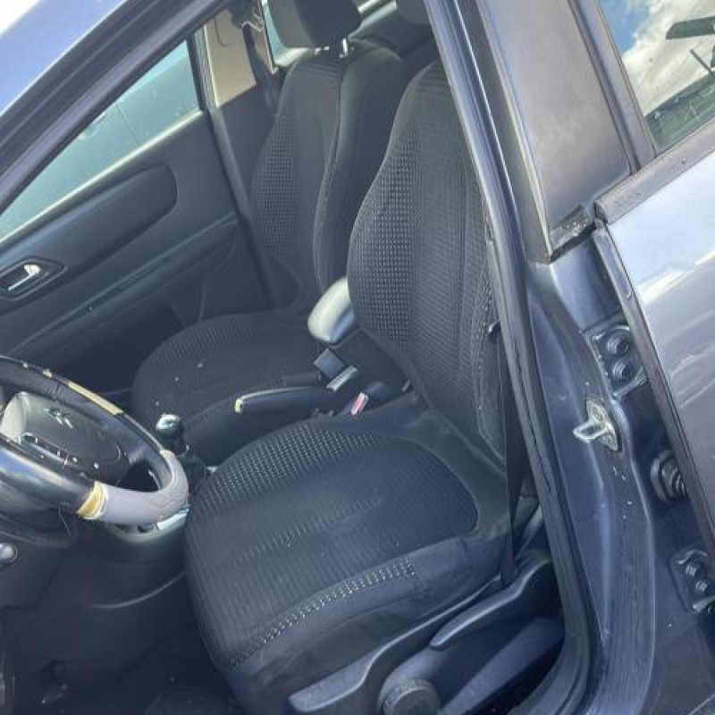 Pretensionneur de ceinture avant droit CITROEN C4 1 Photo n°8