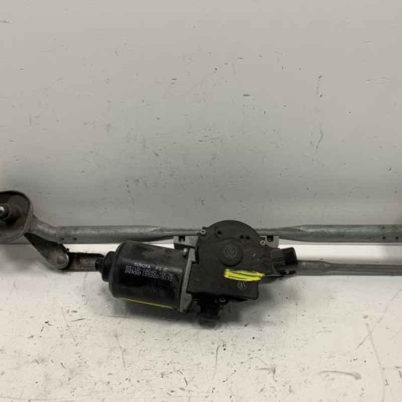 Moteur essuie glace avant TOYOTA AVENSIS 2 Photo n°1