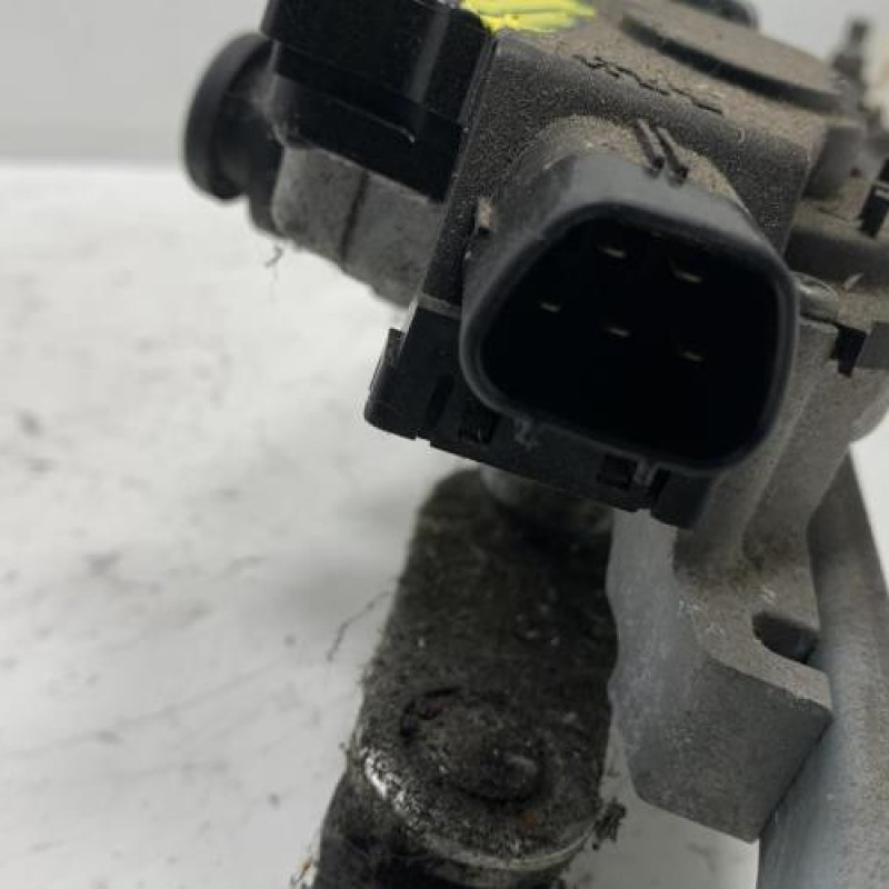 Moteur essuie glace avant TOYOTA AVENSIS 2 Photo n°3
