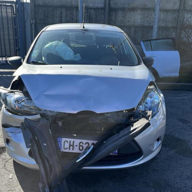 Compresseur clim FORD FIESTA 6 Photo n°7