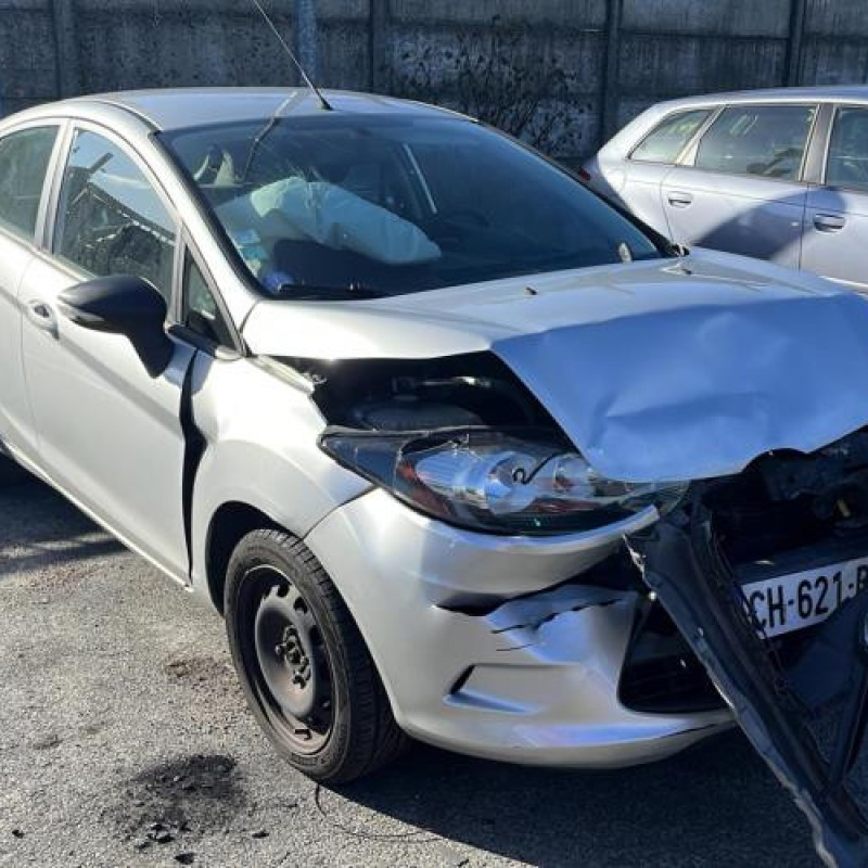 Compresseur clim FORD FIESTA 6 Photo n°9
