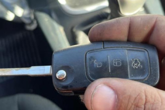 Compresseur clim FORD FIESTA 6