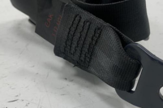 Pretensionneur de ceinture avant droit PEUGEOT 307