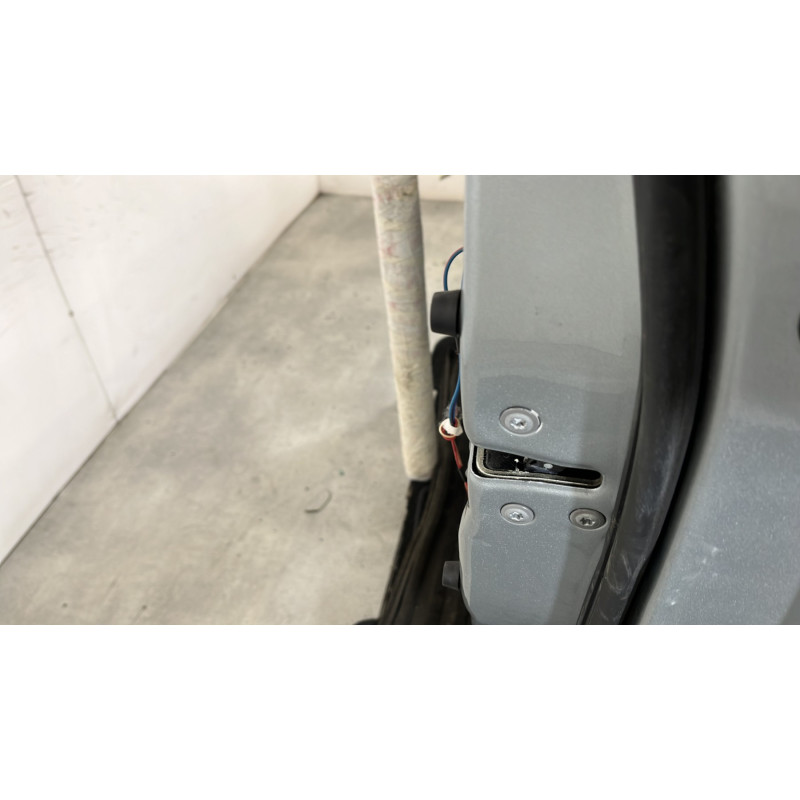 Porte avant droit TOYOTA AVENSIS 2 Photo n°3