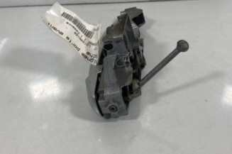 Poignee porte avant gauche PEUGEOT 208 1