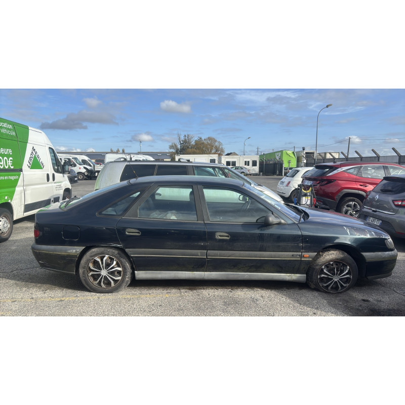 Porte arriere gauche RENAULT SAFRANE Photo n°12