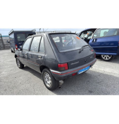 Porte avant droit PEUGEOT 205