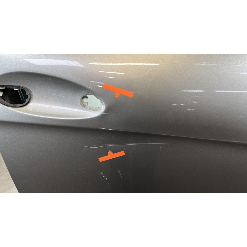 Porte avant droit MERCEDES CLASSE A 169 Photo n°2