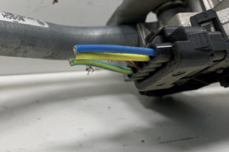 Moteur essuie glace avant PEUGEOT 208 1