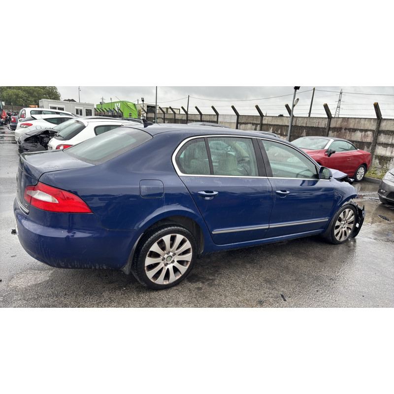 Porte avant droit SKODA SUPERB 2 Photo n°14