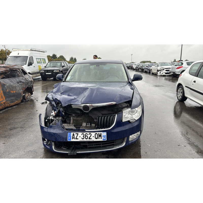 Porte avant droit SKODA SUPERB 2 Photo n°16