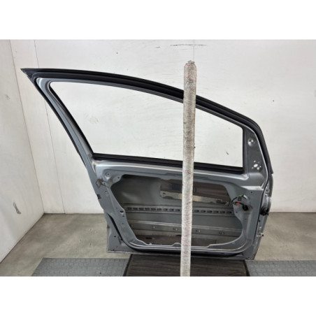 Porte avant gauche MERCEDES CLASSE B 245