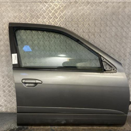 Porte avant droit NISSAN PRIMERA 2 Photo n°1