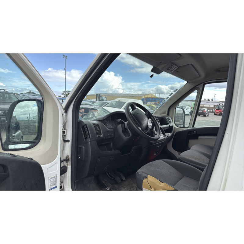Porte avant droit PEUGEOT BOXER 3 Photo n°13