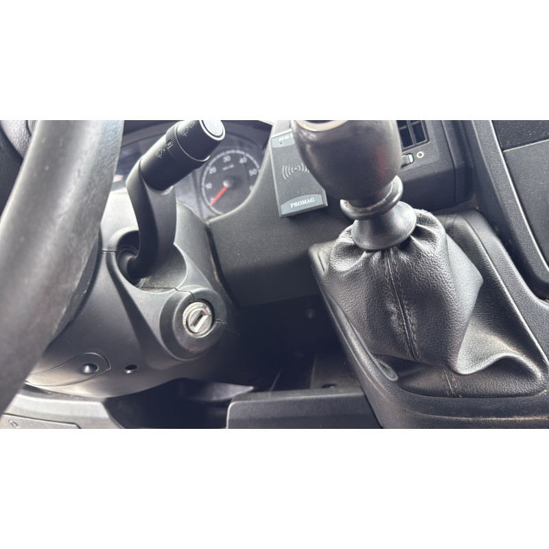 Porte avant droit PEUGEOT BOXER 3 Photo n°15