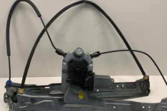 Leve vitre electrique avant droit RENAULT CLIO 3 Photo n°1