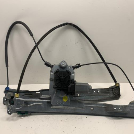 Leve vitre electrique avant droit RENAULT CLIO 3 Photo n°1