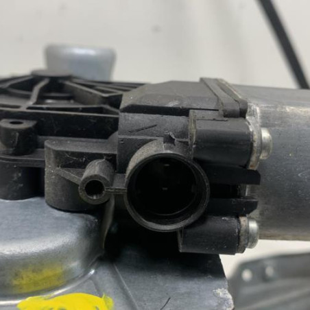 Leve vitre electrique avant droit RENAULT CLIO 3
